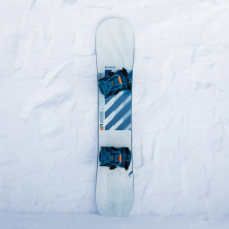 SNOWBOARD NIDECKER MERC,