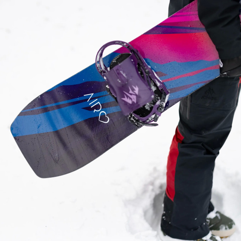 SNOWBOARD DAMSKI JONES AIRHEART,
